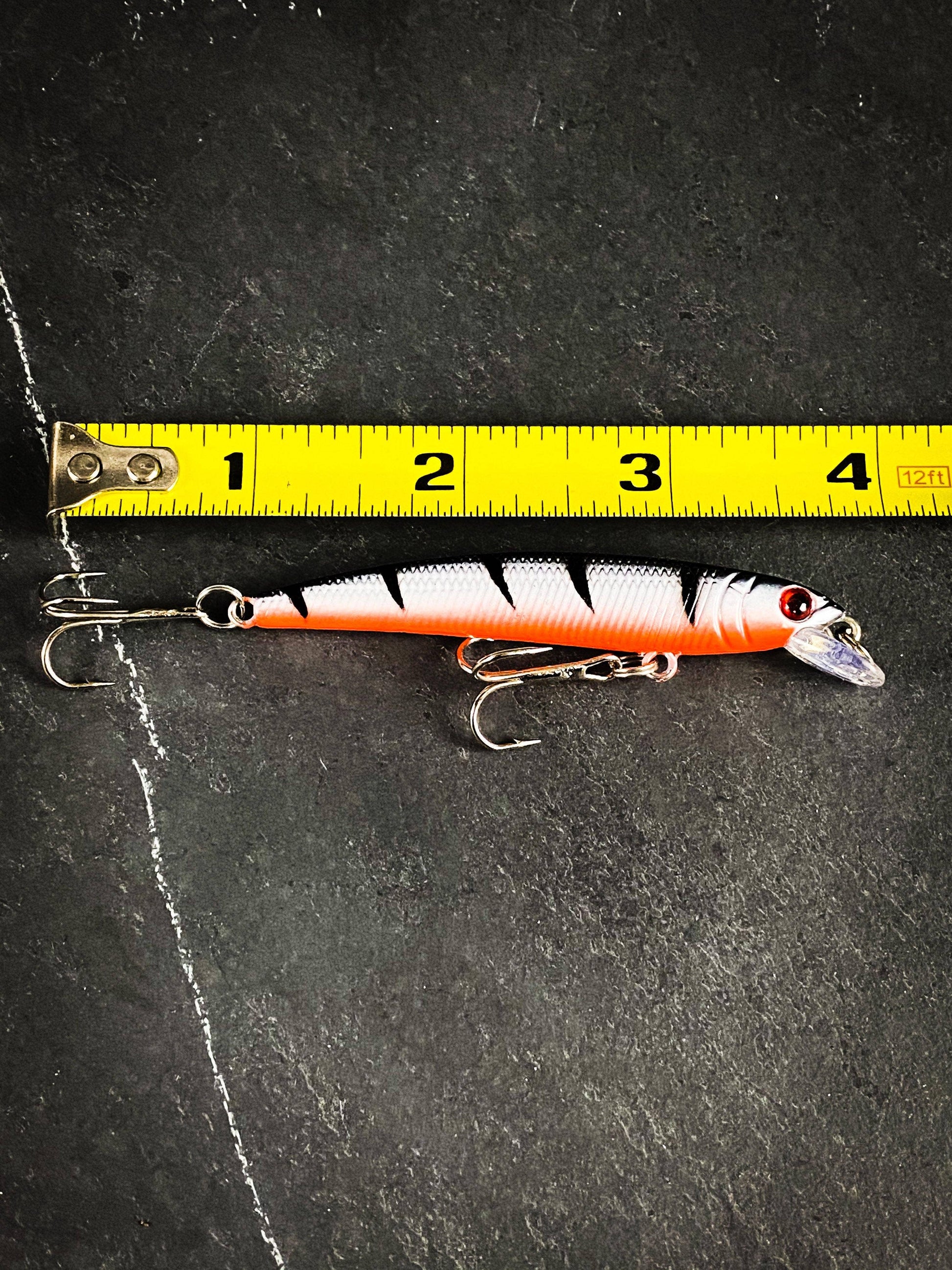 Outdoor Junction Series Skinny Long Hard Crankbait Sinking Minnow: Blu