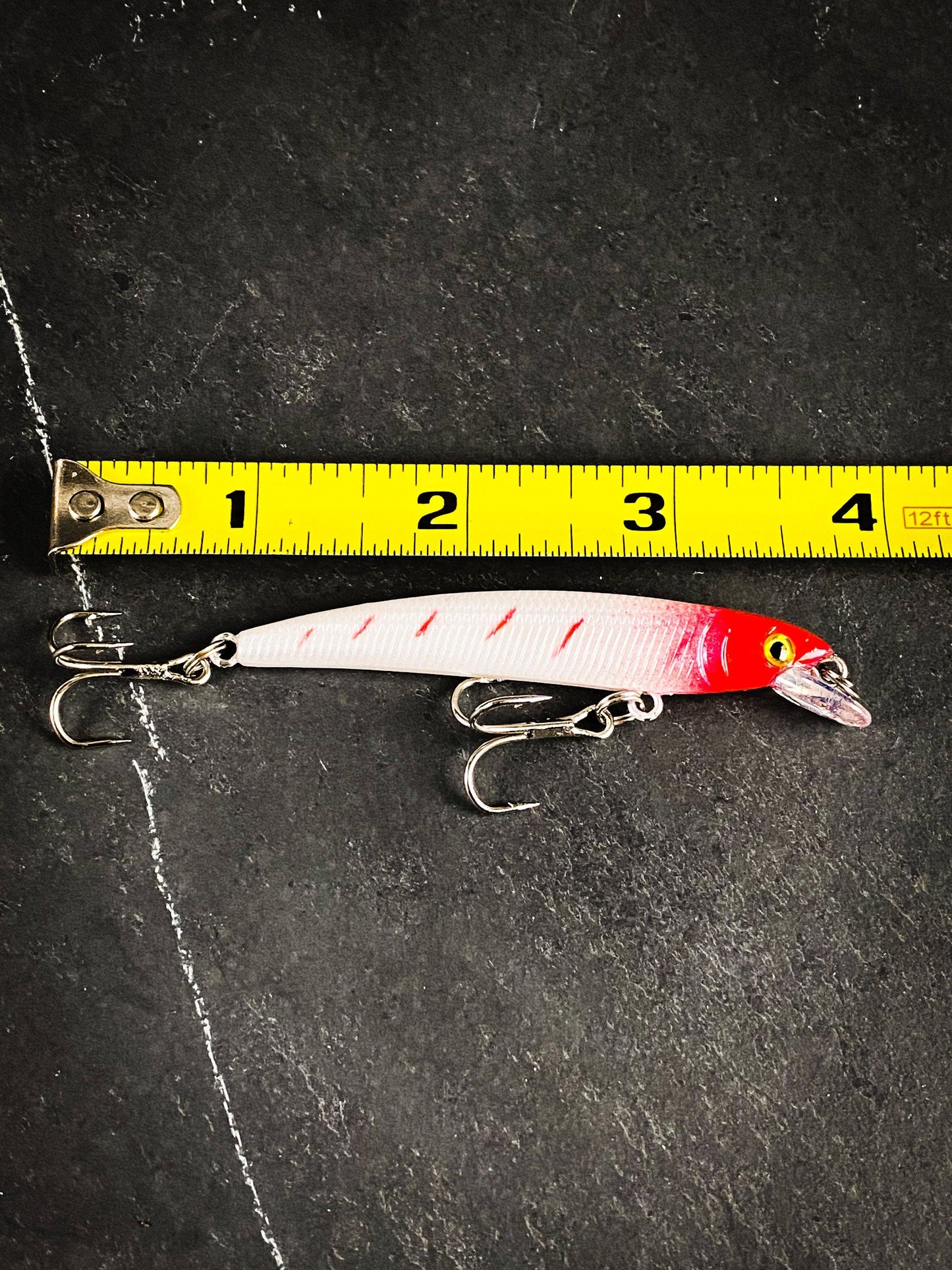 Outdoor Junction Series Skinny Long Hard Crankbait Sinking Minnow: Red